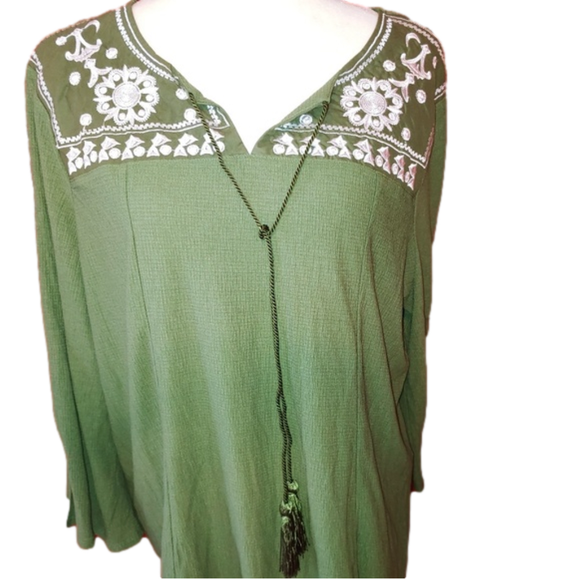 new directions Tops - New Directions Olive Tunic with White Embroidery